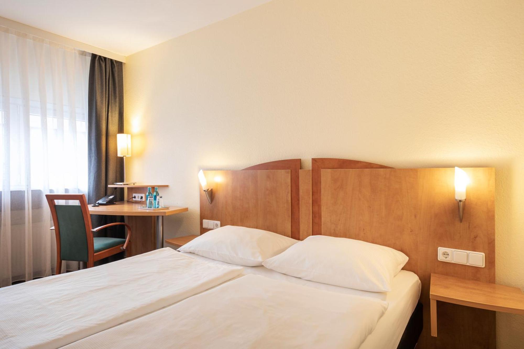 Achat Hotel Braunschweig Exterior foto
